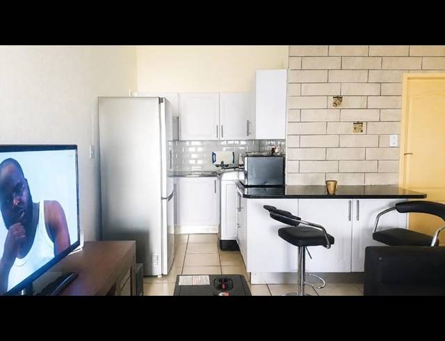 2 BEDROOM TOWNHOUSE FOR SALE IN ELSPARK
